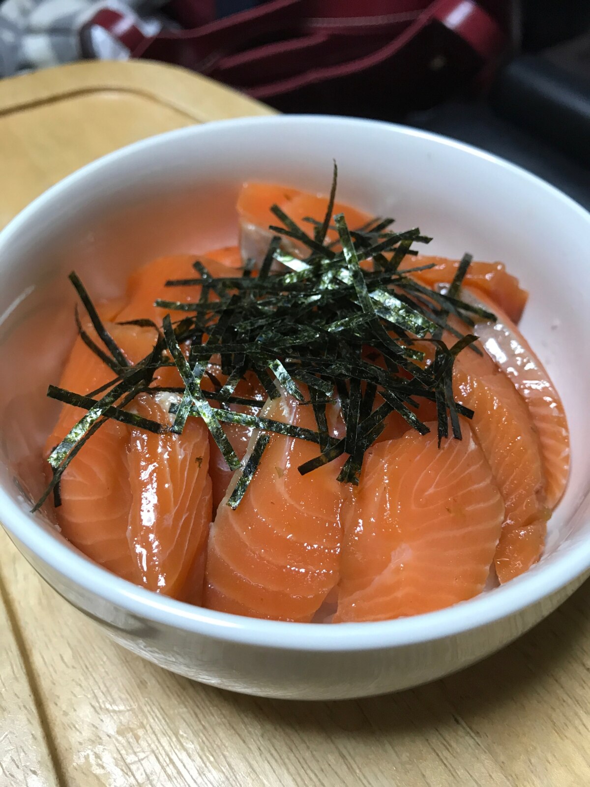 簡単 めんつゆでサーモン漬け丼 どの魚でもok レシピ 作り方 By みゅーちゃんママー 楽天レシピ 簡単 めんつゆでサーモン漬け丼 どの魚でもok レシピ 作り方 By みゅーちゃんママー 楽天レシピ